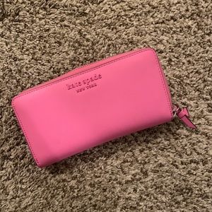 ♠️Kate Spade wallet♠️
